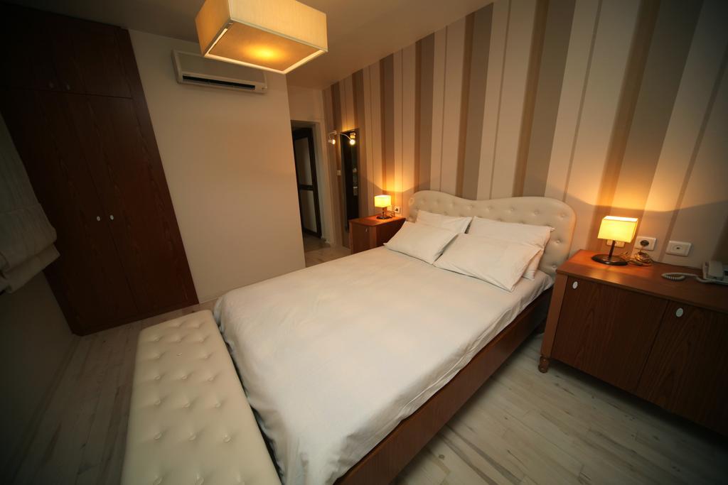 Apollon Hotel Бозджаада Екстериор снимка