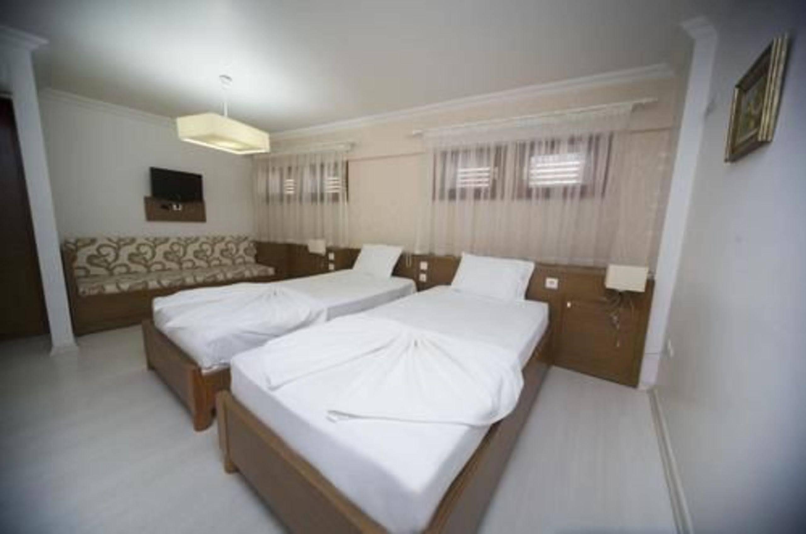 Apollon Hotel Бозджаада Екстериор снимка