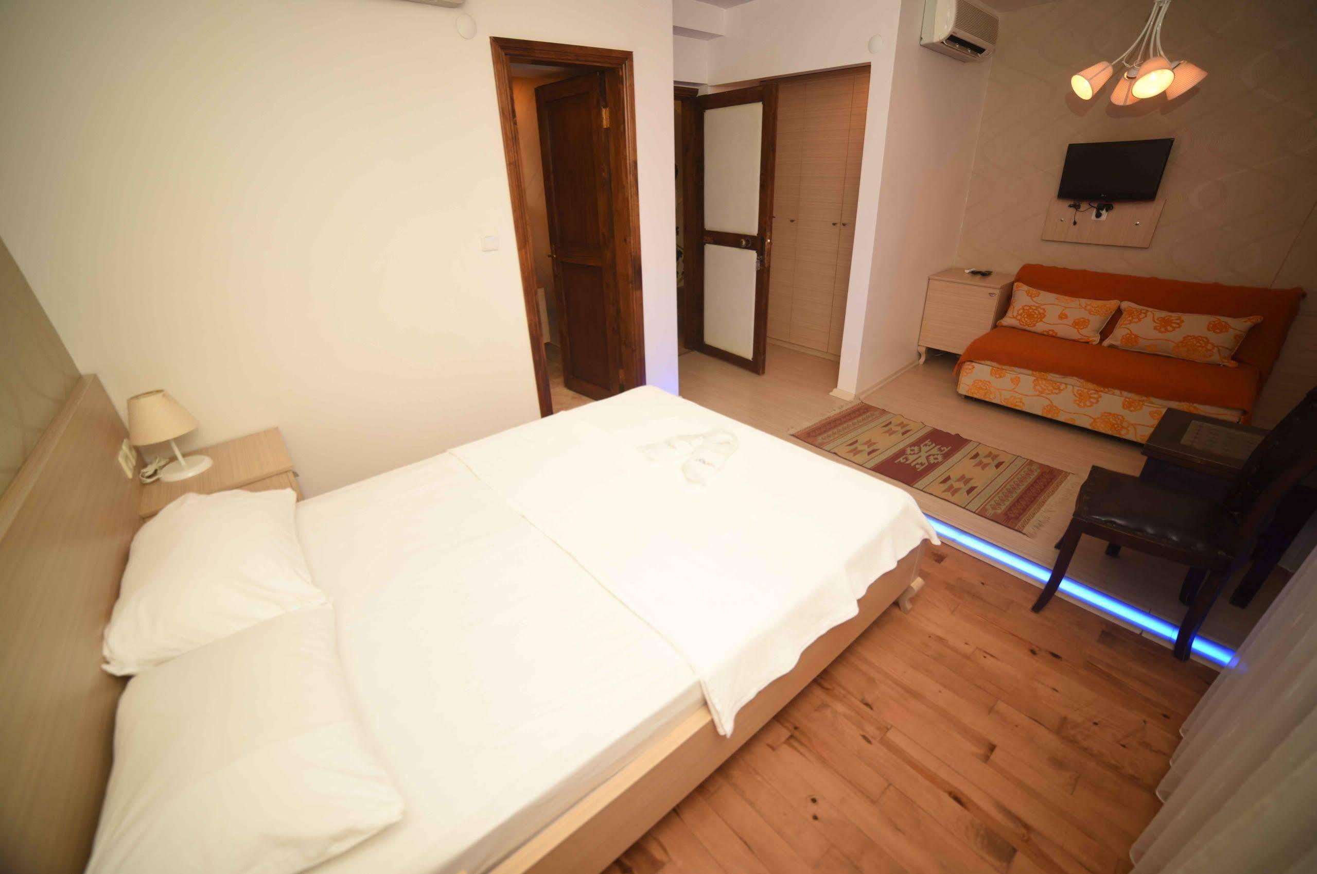 Apollon Hotel Бозджаада Екстериор снимка