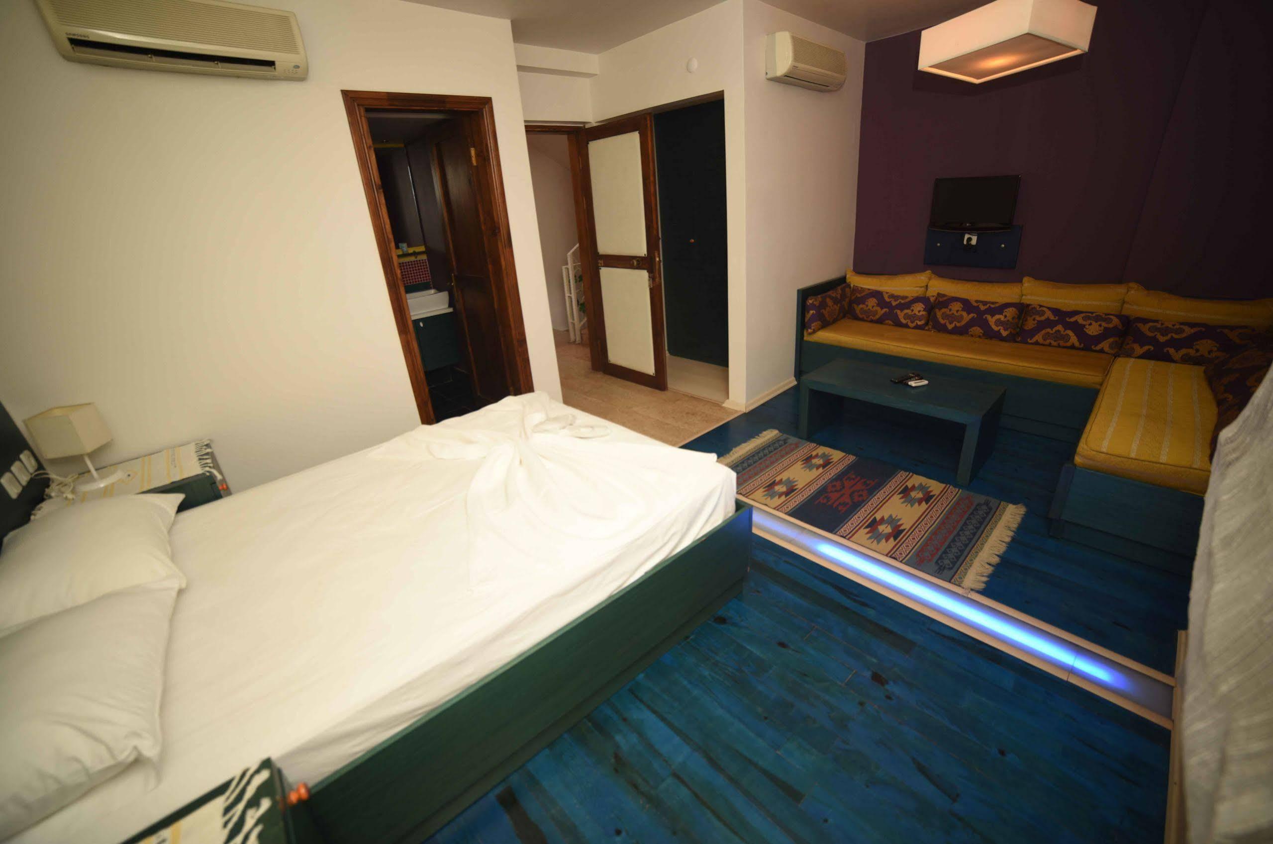Apollon Hotel Бозджаада Екстериор снимка